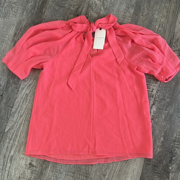 Ted Baker Natelie Boxy Top with Puff Sleeves - NWT - Picture 6 of 8